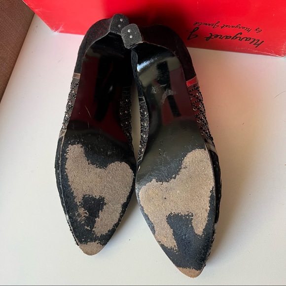 Margaret J. by Margaret Jerrold Black and Grey vintage pumps 7.5 - Picture 7 of 7